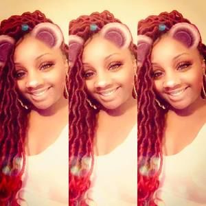 Meet your Posher, Chrissy